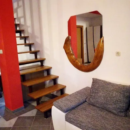 Hrast Apartman Seline