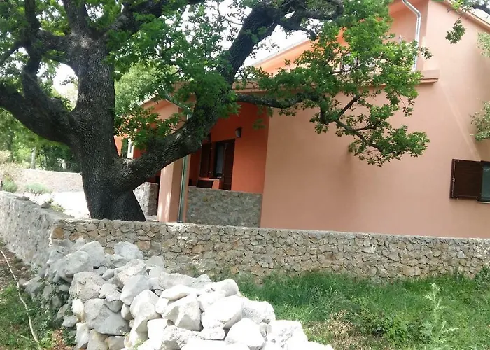 Hrast Apartman Seline