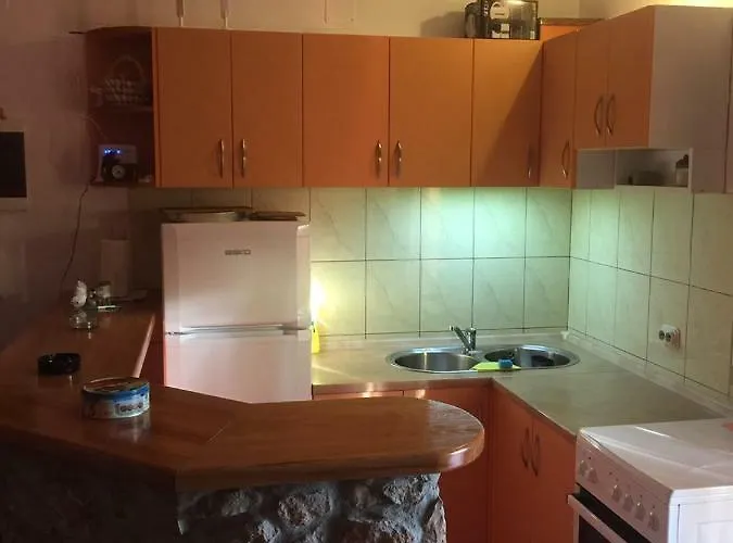 Apartman Hrast