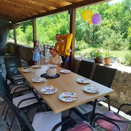 Hrast * Seline